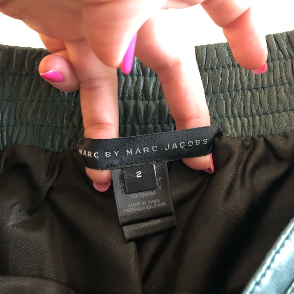 Marc by Marc Jacobs Green Leather Mini Skirt 💚 - Picture 6 of 7